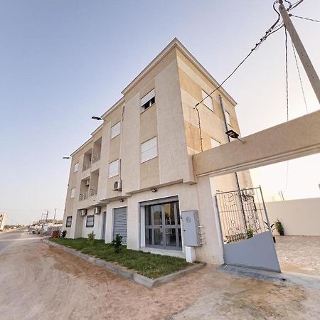 Апартаменти Residance Saji Зарзіс Екстер'єр фото